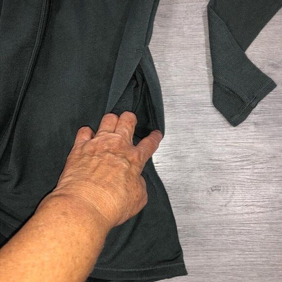 ATHLETA Purana Wrap Womens Medium Gray Green Oversized Sweatshirt Hoodie Flowy - Picture 7 of 14